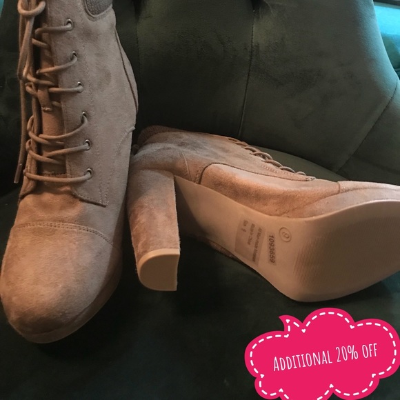 Charlotte Russe Shoes - NWT Charlotte Russe pump ankle boots 👌🙌